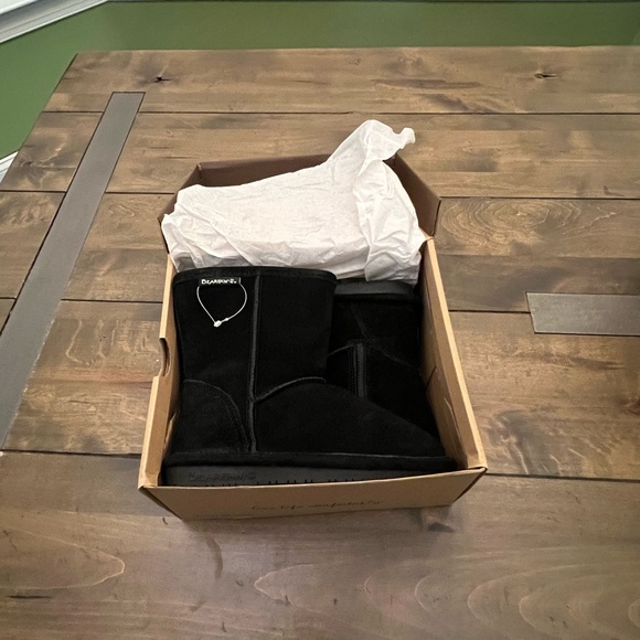 BearPaw Emma Toddler Zipper Boots - Picture 2 of 16